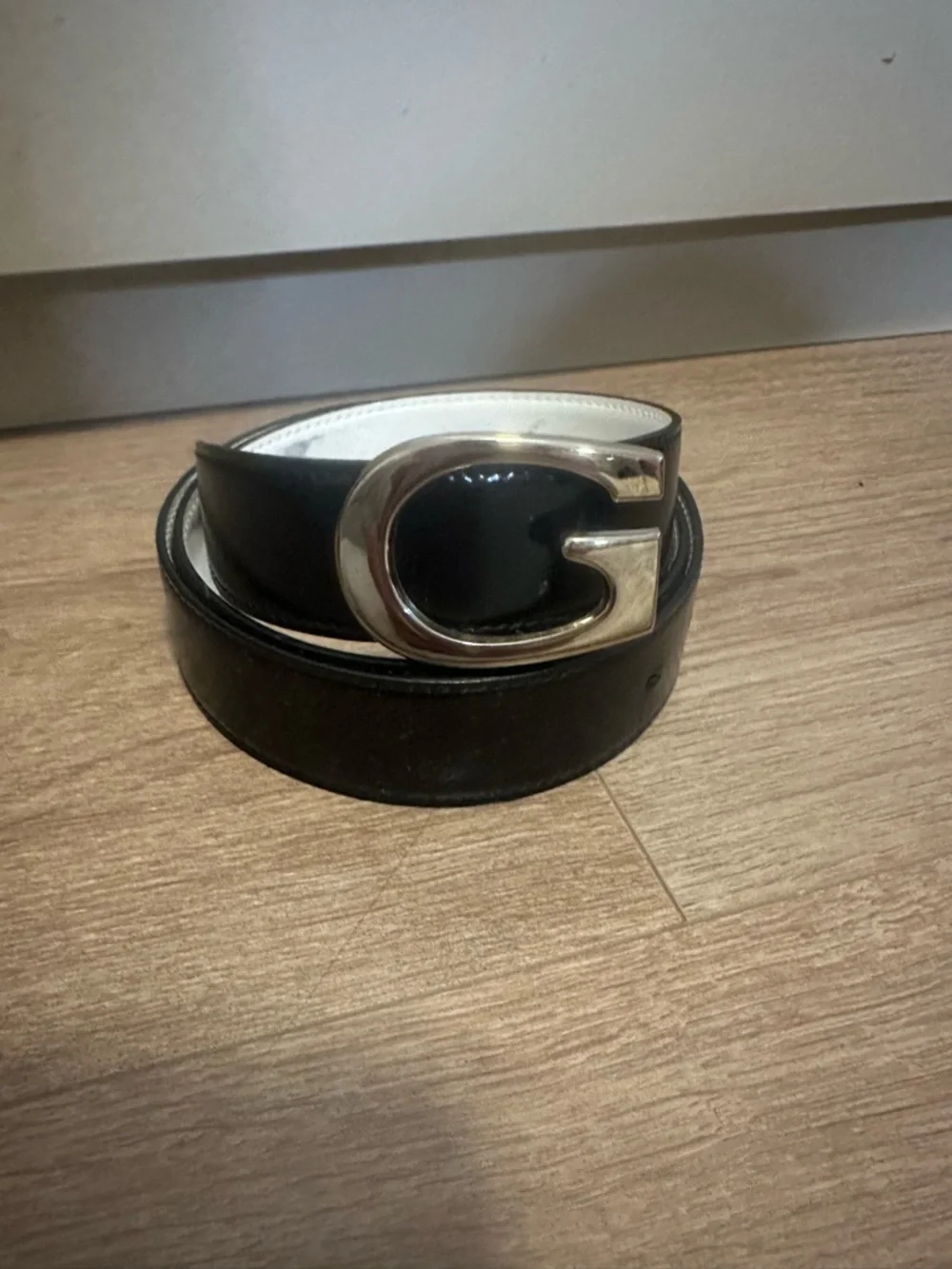 Gucci Vintage Black Men's Leather Belt with Gold 'G' Buckle